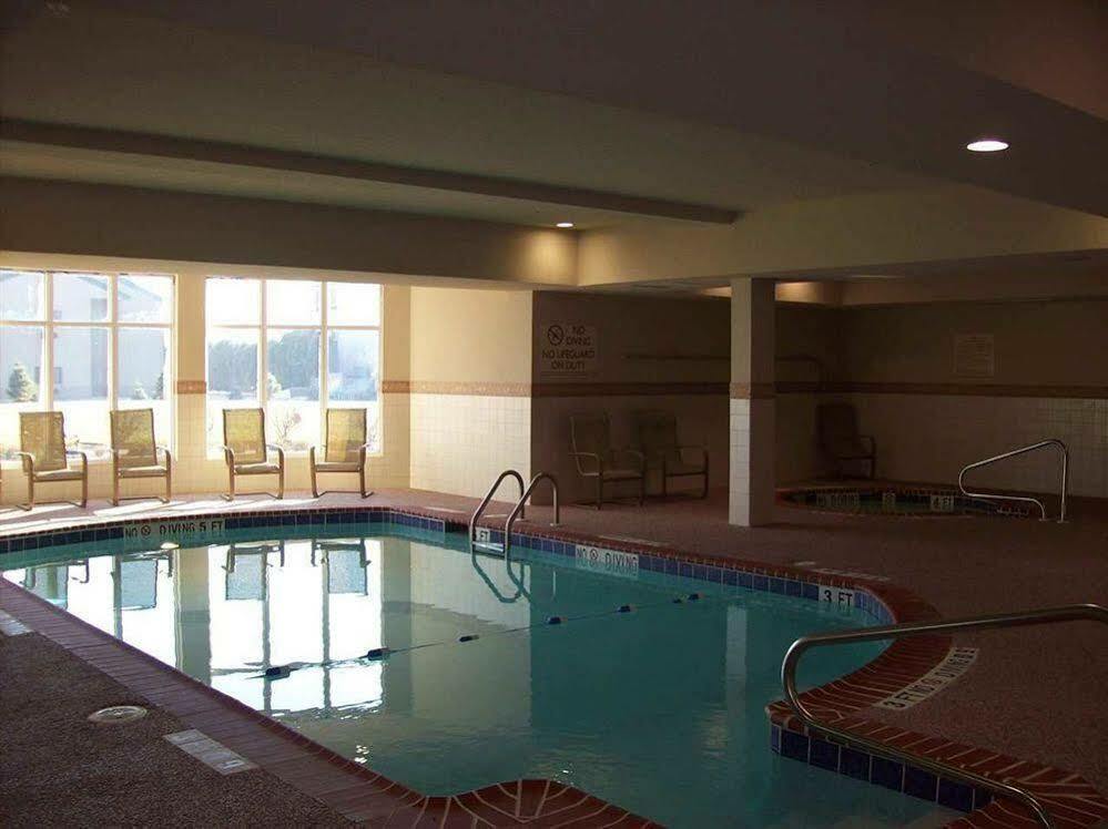 Hilton Garden Inn Elkhart Exterior photo